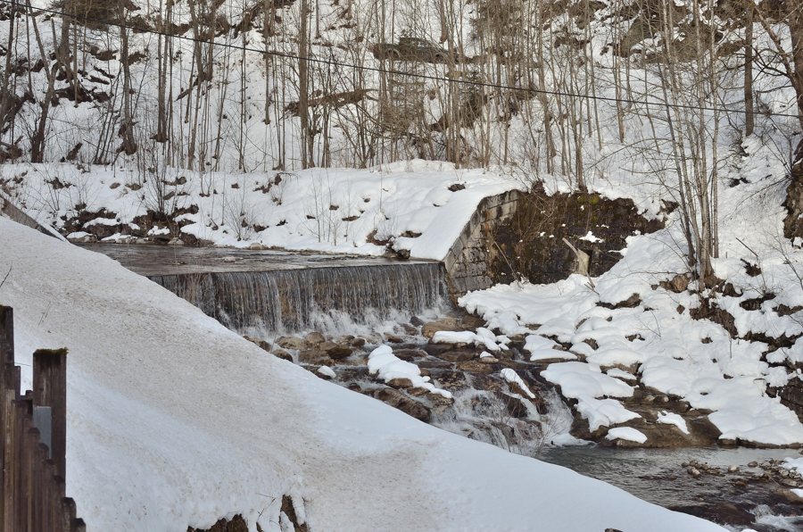 File:Mandling river at Mandling.jpg