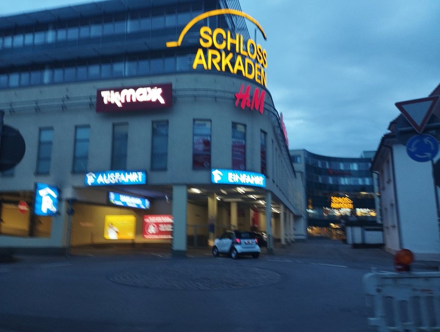 File:Schlossarkaden Heidenheim.jpg