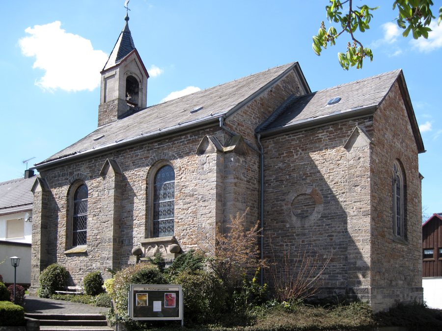 File:Ottlar, St. Margarethenkirche (1).JPG