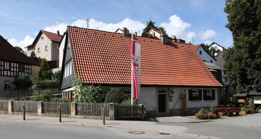 File:Unterrodach-Floessermuseum.jpg
