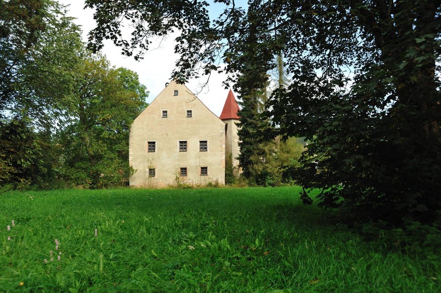 File:Hammerschloss Hopfau.jpg