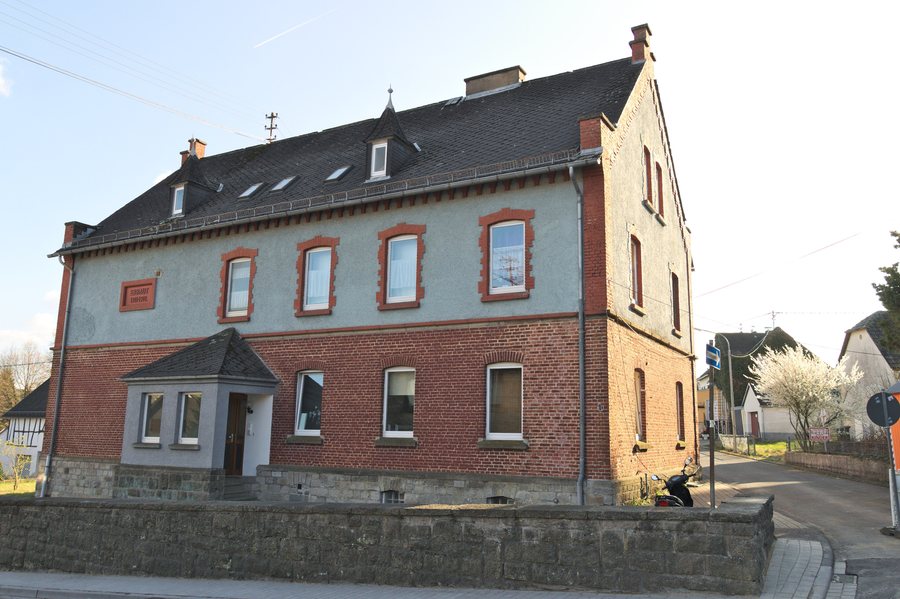 File:Old School Freilingen Ww (02).jpg