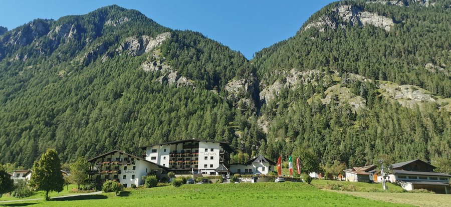 File:AUT — Tirol — Bezirk Landeck — Gemeinde Pfunds — Weiler Lafairs 2025-09-18 Mattes.jpg