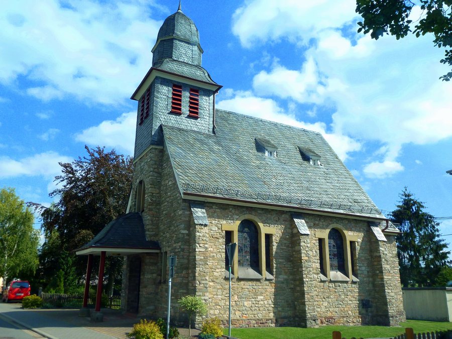 File:Kirche in Woppenroth, besser bekannt als 