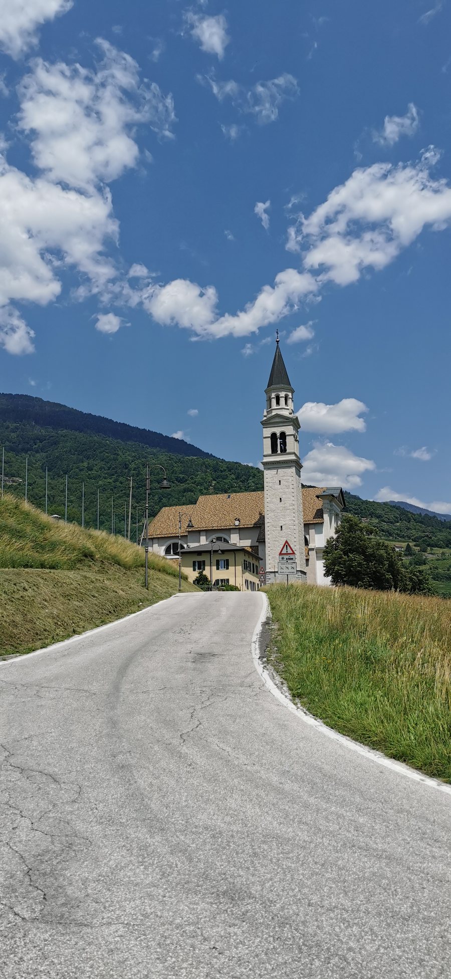 File:ITA — Trentino-Alto Adige — Provincia autonoma di Trento — Roncegno Terme — (Santi Pietro e Paolo) Mattes 2023-06-17.jpg