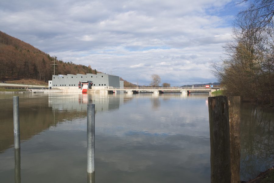 Flusskraftwerk Ruppoldingen bei Rothrist, Schweiz