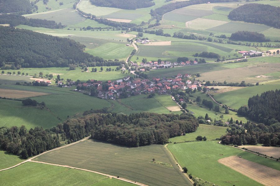 File:Diemelsee-Stormbruch Sauerland Ost 385 pk.jpg