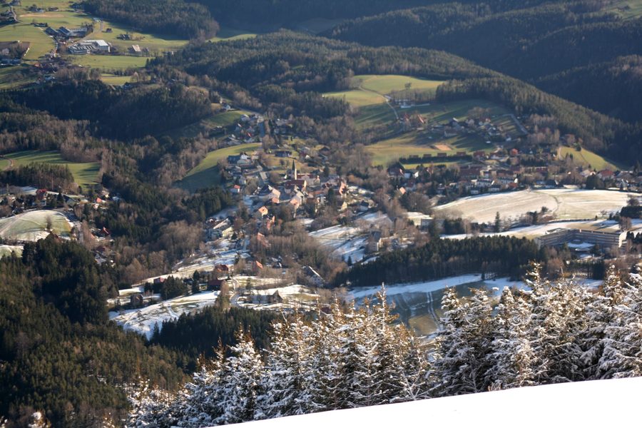 Sankt Radegund bei Graz, vom Berg Schöckl aus gesehen