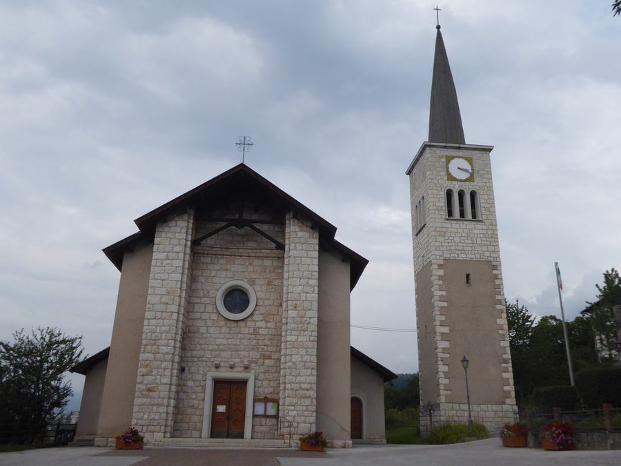 Kirche der Unbefleckten Empfängnis in Ronzone im Trentino