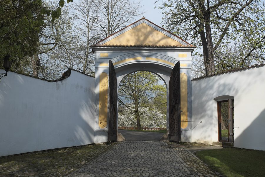 Ehemaliges Zisterzienserkloster in Zlatá Koruna im Okres Český Krumlov