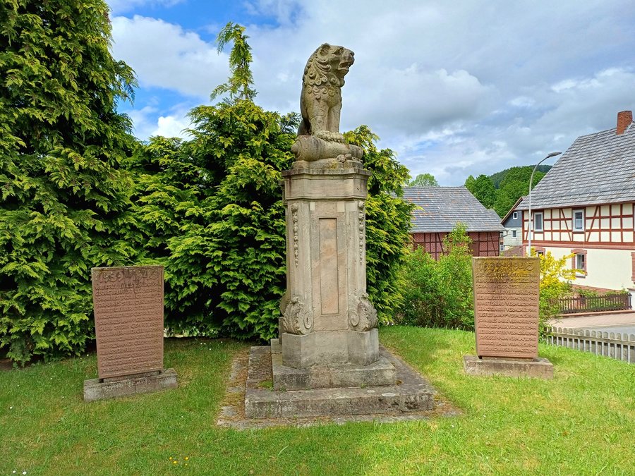 File:Kriegerdenkmal Asterode 03.jpg