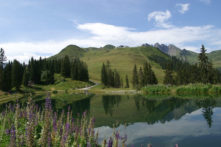 Blick vom Arzjoch-Speichersee auf das Spieljoch in Fügen im Zillertal, Tirol